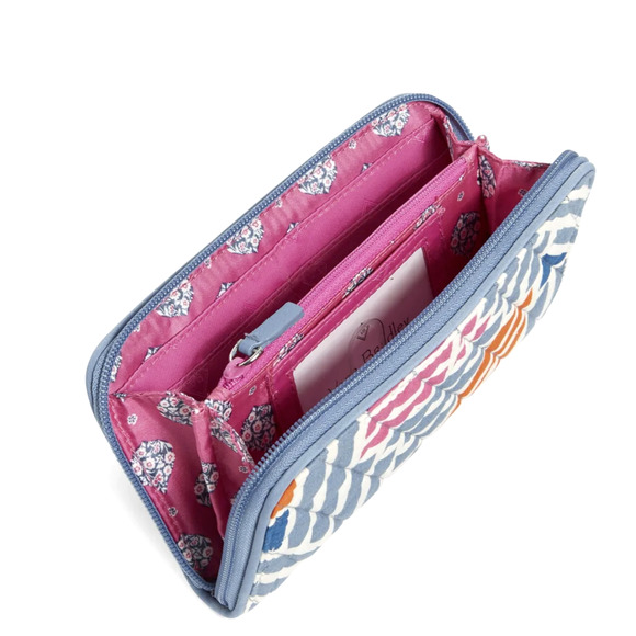 Vera Bradley RFID Georgia Wallet Clutch in Geo Medallions Style 21206 - $48 - Picture 4 of 4